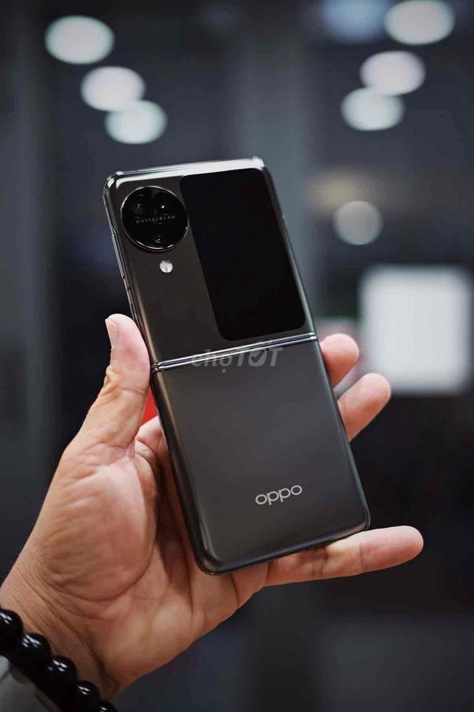 điện thoại oppo nắp gập cực xịn ram 12-256g. Mua bán Điện thoại tại Quận 5 Tp Hồ Chí Minh được đăng bởi Đức Thuận hình 1