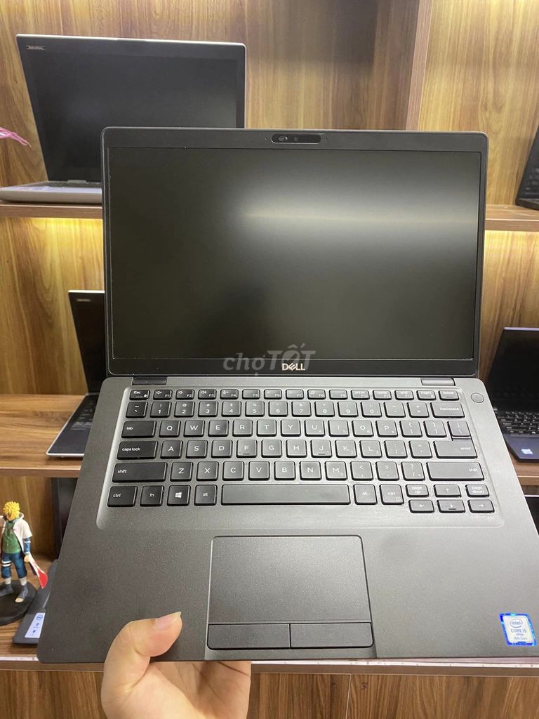 Dell Latitude 5400 i7 và i5 8/256 USA lướt như mới. Mua bán Laptop tại Quận Cầu Giấy Hà Nội được đăng bởi Quốc Trường hình 1