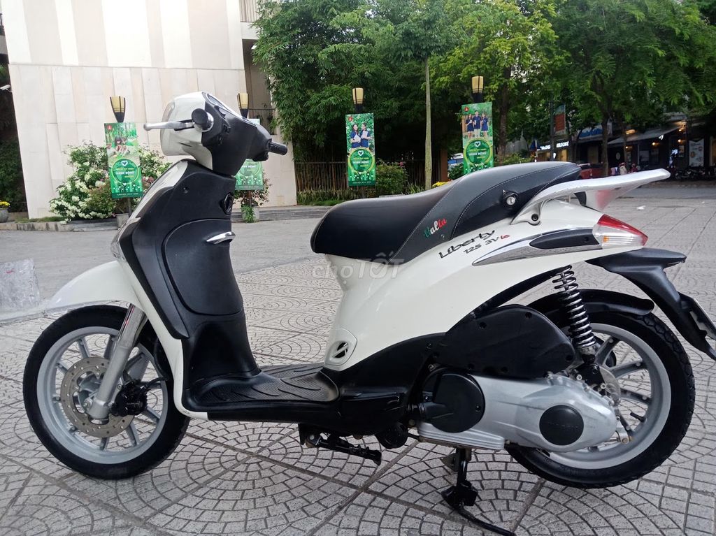 PIAGGIO LIBERTY 3VIE TRẮNG MÁY NGUYÊN BIỂN 29. Mua bán Xe máy tại Quận Nam Từ Liêm Hà Nội được đăng bởi Hoàng Lan hình 2