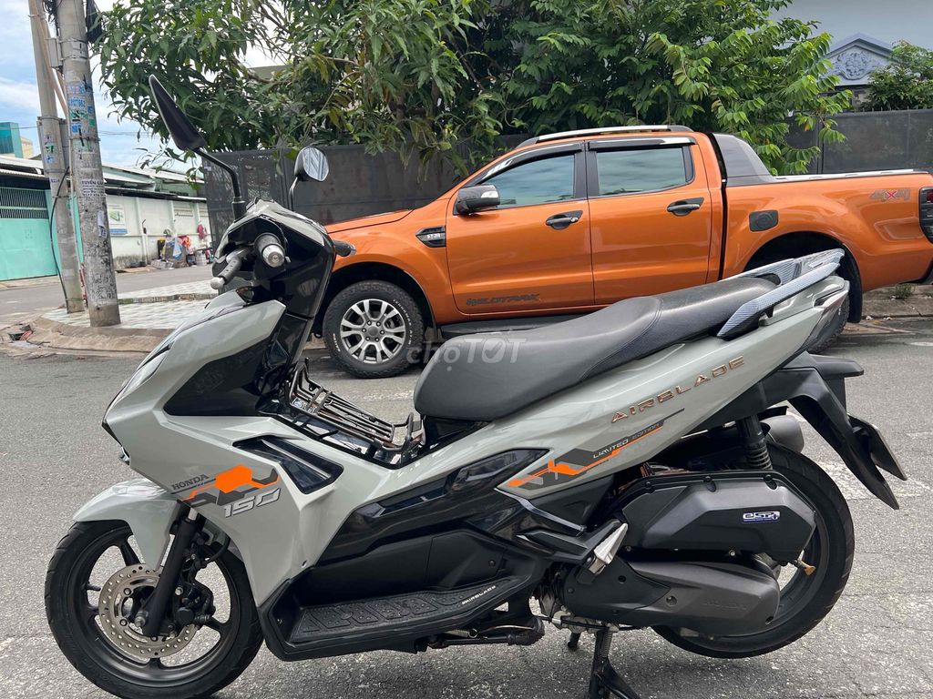 💥 Honda Air Blade 124 4Val 💥 CÓ BẢO HÀNH💥💥. Mua bán Xe máy tại Quận Tân Phú Tp Hồ Chí Minh được đăng bởi XE MÁY QUANG LẬP hình 5