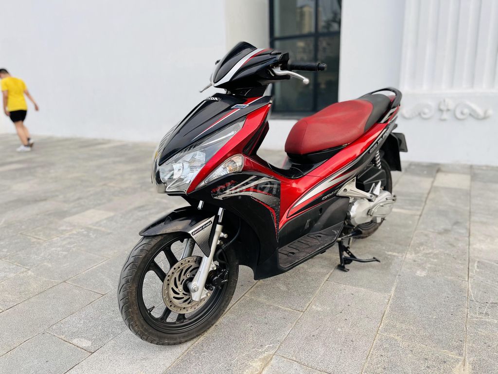 Honda Airblade 110 2012 Черный красный тихий красивый автомобиль