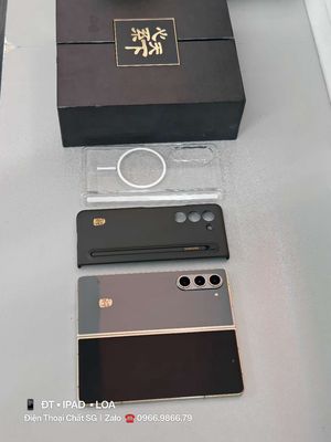 Samsung Màn Gập W24 Bản Đặc Biệt 16 ♦ 1 TB zin. Mua bán Điện thoại tại Quận Tân Bình Tp Hồ Chí Minh được đăng bởi Hùng