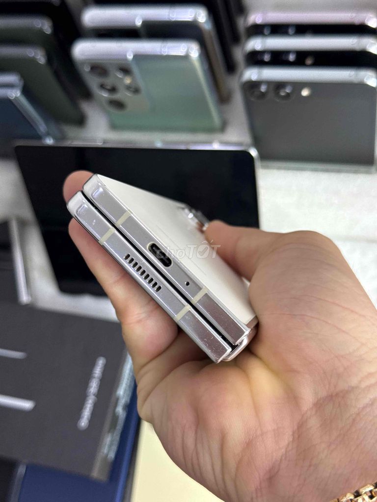 Samsung fold5 - 12/512gb - 2 sim 2 sóng - có bh. Mua bán Điện thoại tại Quận 10 Tp Hồ Chí Minh được đăng bởi Minh Sam hình 5