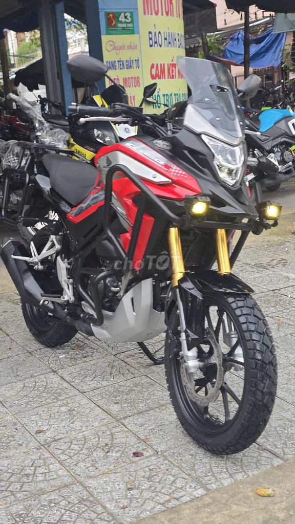 Honda CB150X 2024 Красный, Черный, Серебристый