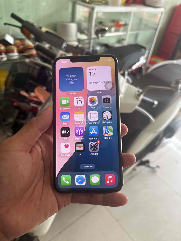iPhone XS Max 64GB full chưc năng tk iCloud sạch. Mua bán Điện thoại tại Thành phố Biên Hòa Đồng Nai được đăng bởi LUCAS 6868 hình 1