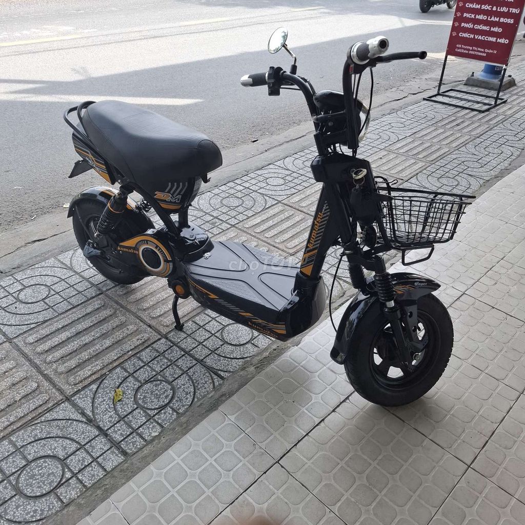 Xe đạp điện Komatsu 133 Đen Đã sử dụng. Mua bán Xe điện tại Quận 12 Tp Hồ Chí Minh được đăng bởi Nguyen Dẫn hình 3