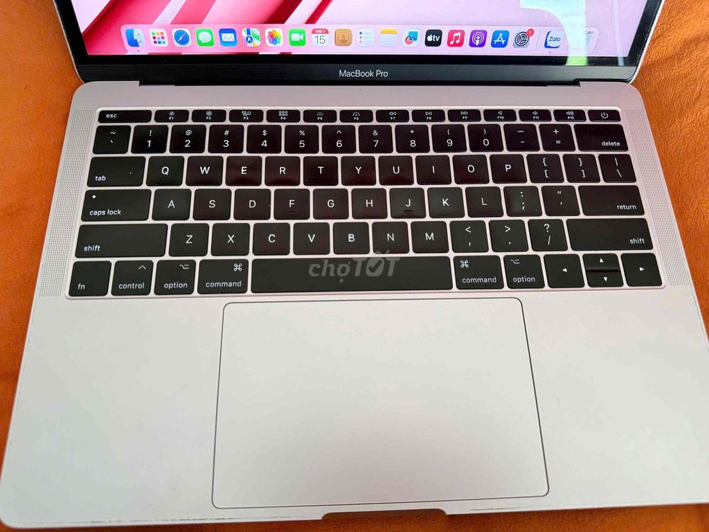 Apple MacBook Pro i5 13.3 inch 8GB/250GB Xám. Mua bán Laptop tại Quận Tân Phú Tp Hồ Chí Minh được đăng bởi Nhi Nhi hình 1
