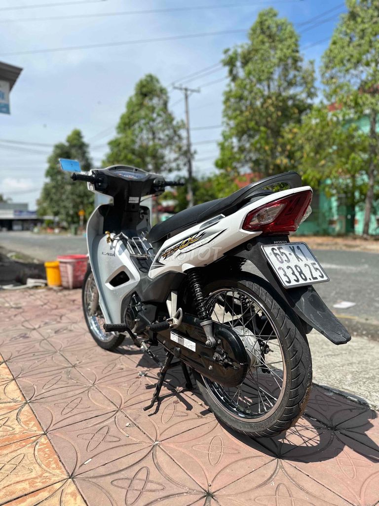 máy zin cực êm 1 chủ mua mới từ đầu. Mua bán Xe máy tại Huyện Cờ Đỏ Cần Thơ được đăng bởi thành lợi hình 9