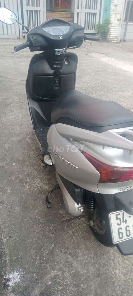 Cần bán xe Honda Fi bstp dẹp zin. Mua bán Xe máy tại Quận 12 Tp Hồ Chí Minh được đăng bởi việt anh hình 2