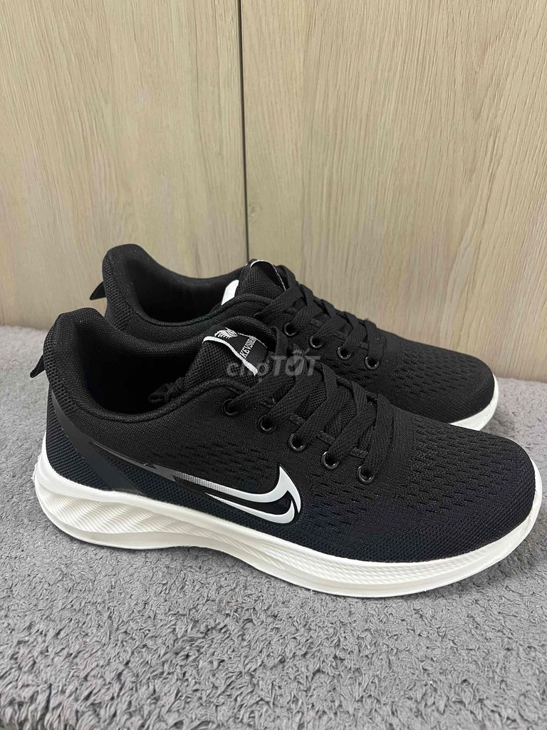 Giày thể thao t. Mua bán Giày dép tại Quận Đồ Sơn Hải Phòng được đăng bởi Nguyễn Thị Bích Trâm hình 1