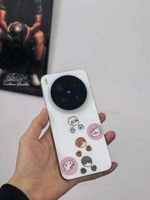 Vivo X300 Pro 16/512 Full box rẻ. Mua bán Điện thoại tại Quận Nam Từ Liêm Hà Nội được đăng bởi Quốc Việt