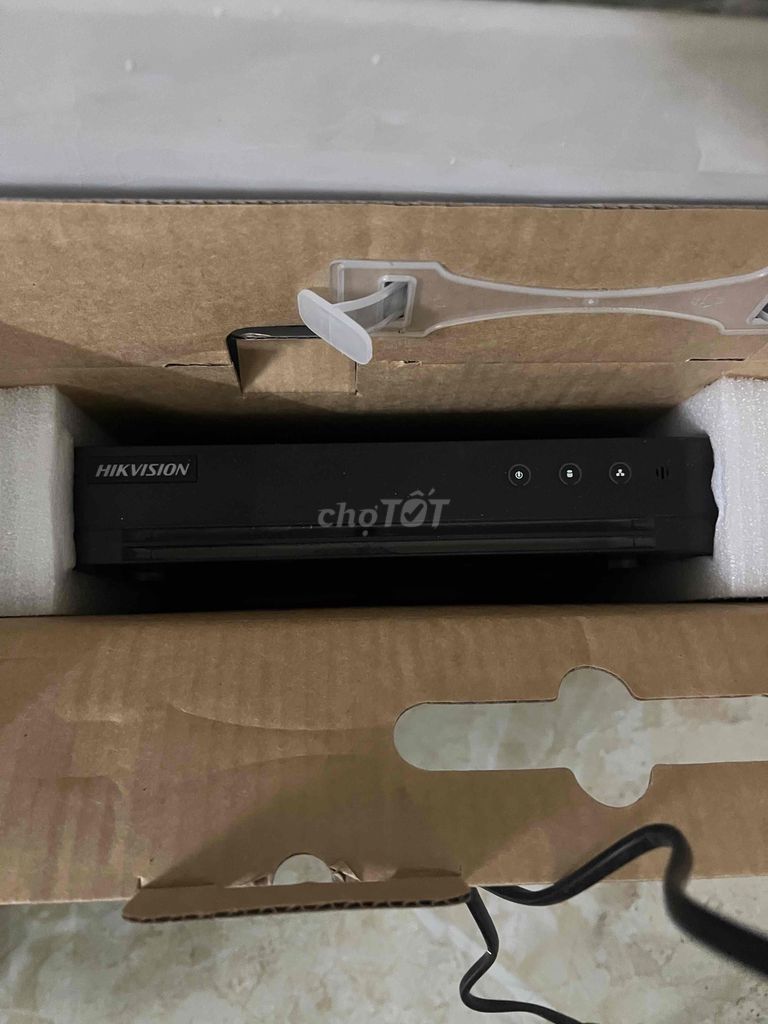 Đầu ghi hình Hikvision 7116hghi k1. Mua bán Máy ảnh, Máy quay tại Thành phố Buôn Ma Thuột Đắk Lắk được đăng bởi Vu hình 1