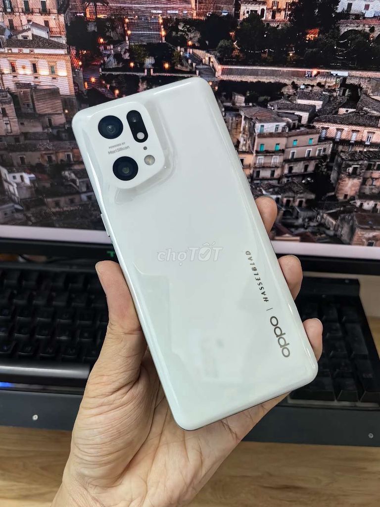 Oppo Find X5 Pro 12G/256G 2 sim Zin Full. Mua bán Điện thoại tại Quận Hoàng Mai Hà Nội được đăng bởi Nguyễn Huynh hình 1
