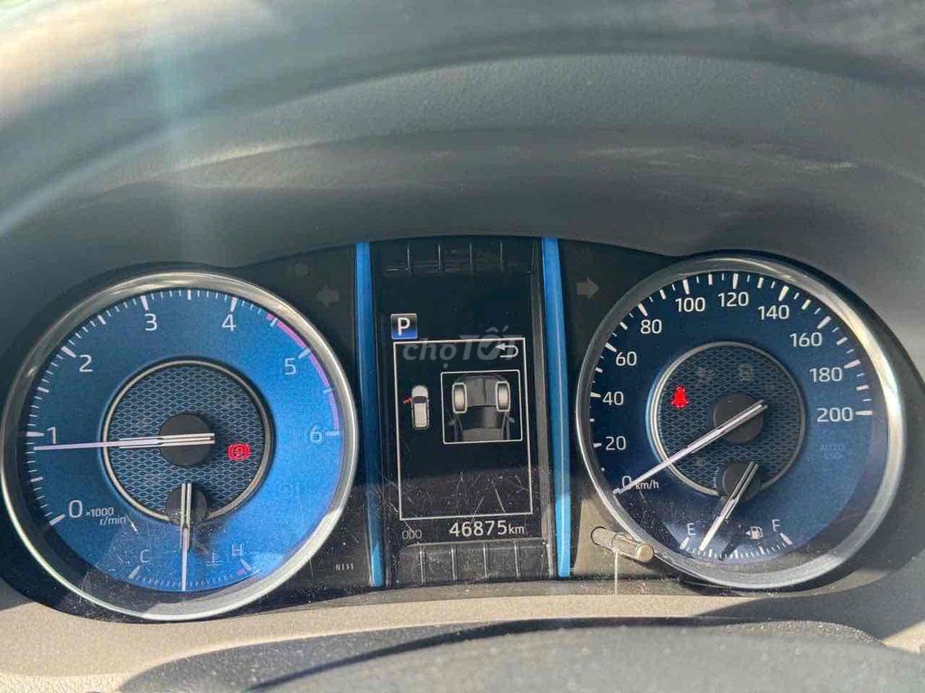 Toyota Fortuner dầu tự động 2020 mẫu mới đi 46.000. Mua bán Ô tô tại Quận 4 Tp Hồ Chí Minh được đăng bởi Đại lý chính hãng xe qua sử dụng Toyota Sài Gòn hình 5