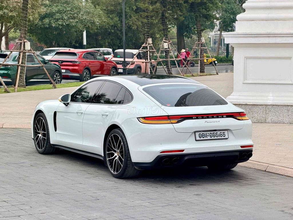 Porsche Panamera 4 2021 Белый 19 000 миль
