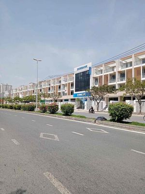 🟢 Cho thuê Hầm-4 Tầng 5 x20-5pn,4 Wc Mt Phạm Hùng 40m KDC Đại Phúc,BH