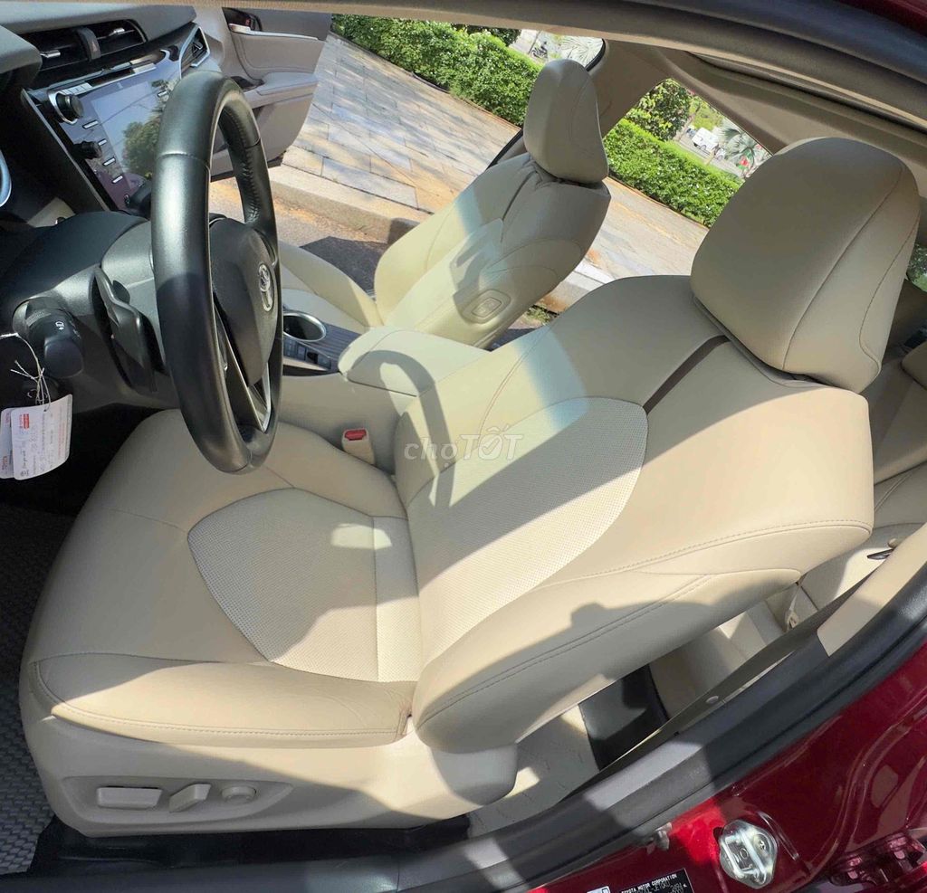 Toyota Camry 2.5Q 2020 màu Đỏ Xe 1 Chủ đi 2v km. Mua bán Ô tô tại Thành phố Thủ Đức Tp Hồ Chí Minh được đăng bởi Bảo Nam ÔTô hình 5