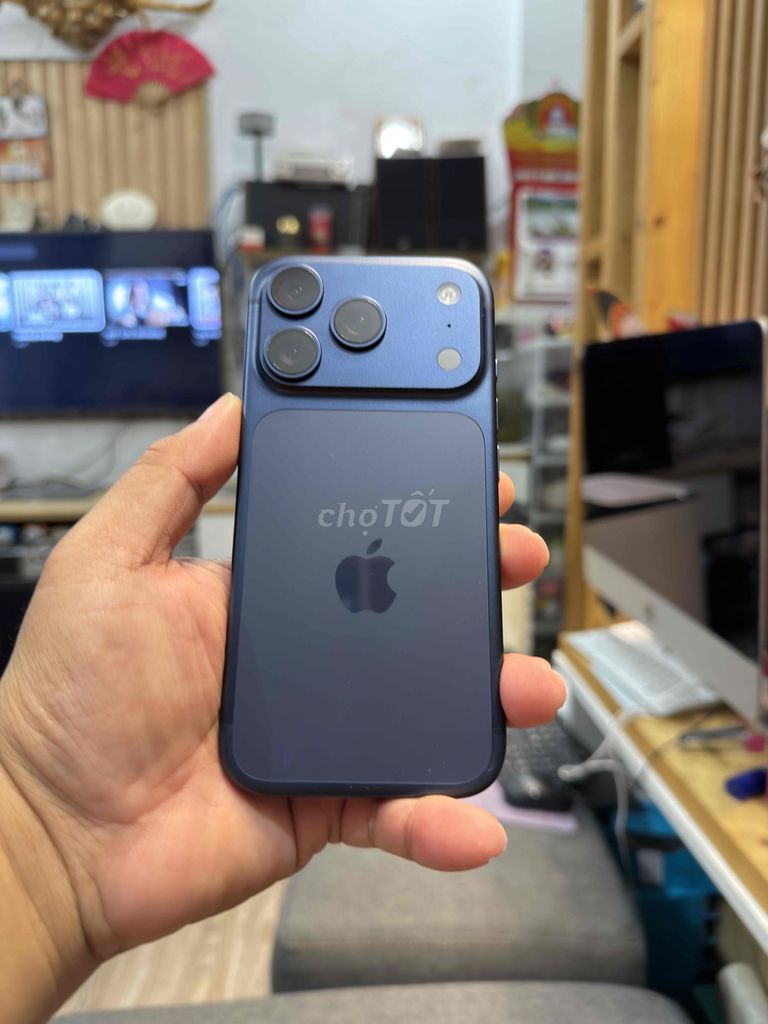 iPhone 17 Pro 256GB Xanh Like New. Mua bán Điện thoại tại Thành phố Thủ Đức Tp Hồ Chí Minh được đăng bởi HOÀNG SMART USA hình 1