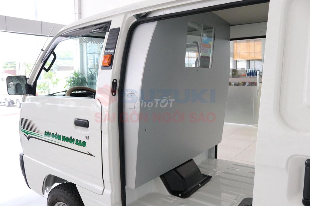 Suzuki Blind Van 2022 mới 100%, giảm khủng T5/2024