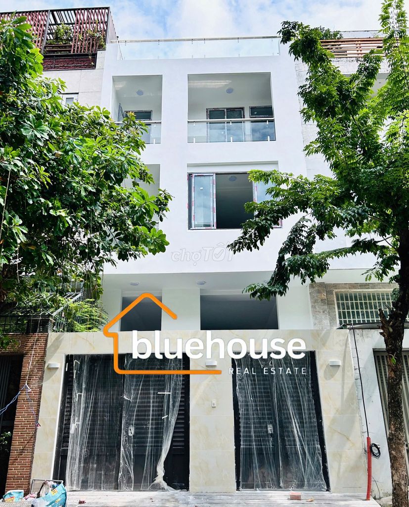 Аренда · 6 комн. · 120 м² · Quận Tân Bình, ул. Đường Nguyễn Thái Bình