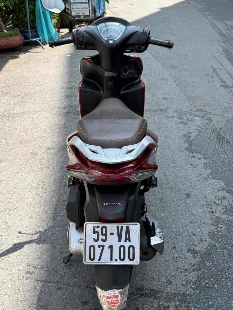 Honda Vision 2023 màu Đỏ