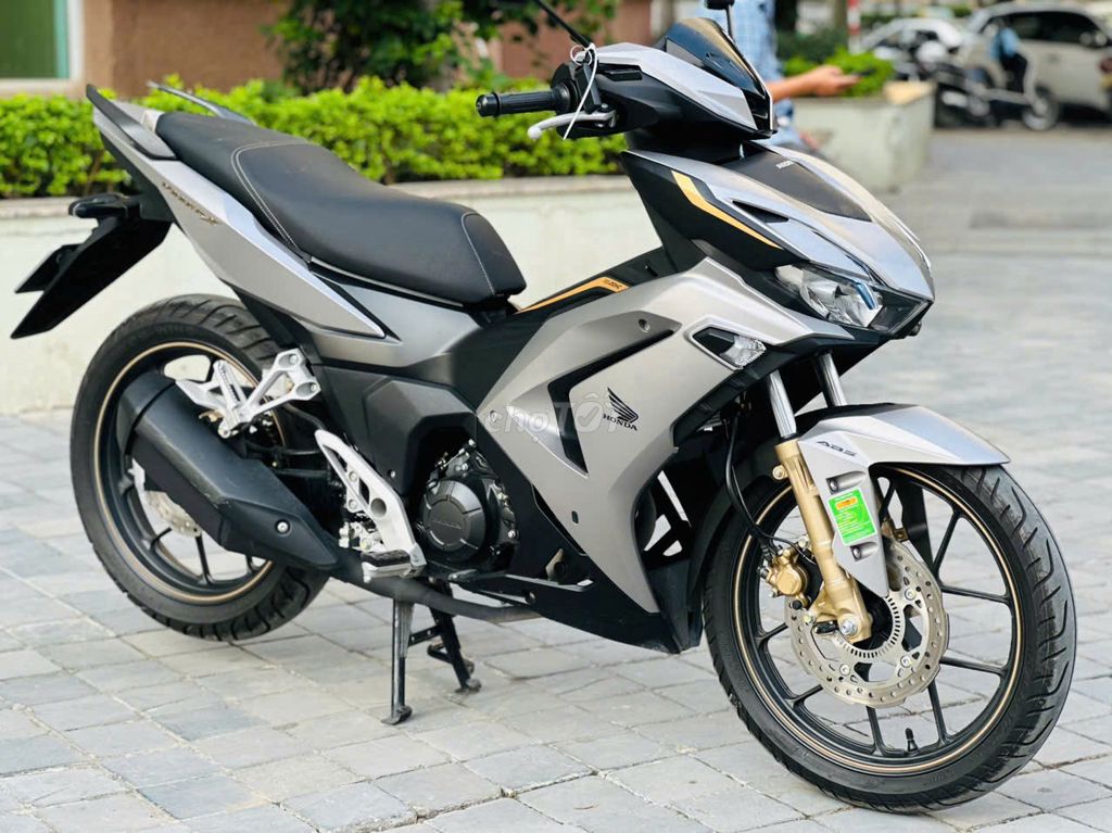 HONDA WINNER V3 XÁM BẠC CHÍNH CHỦ BIỂN 29. Mua bán Xe máy tại Quận Nam Từ Liêm Hà Nội được đăng bởi KIÊN CƯỜNG hình 6