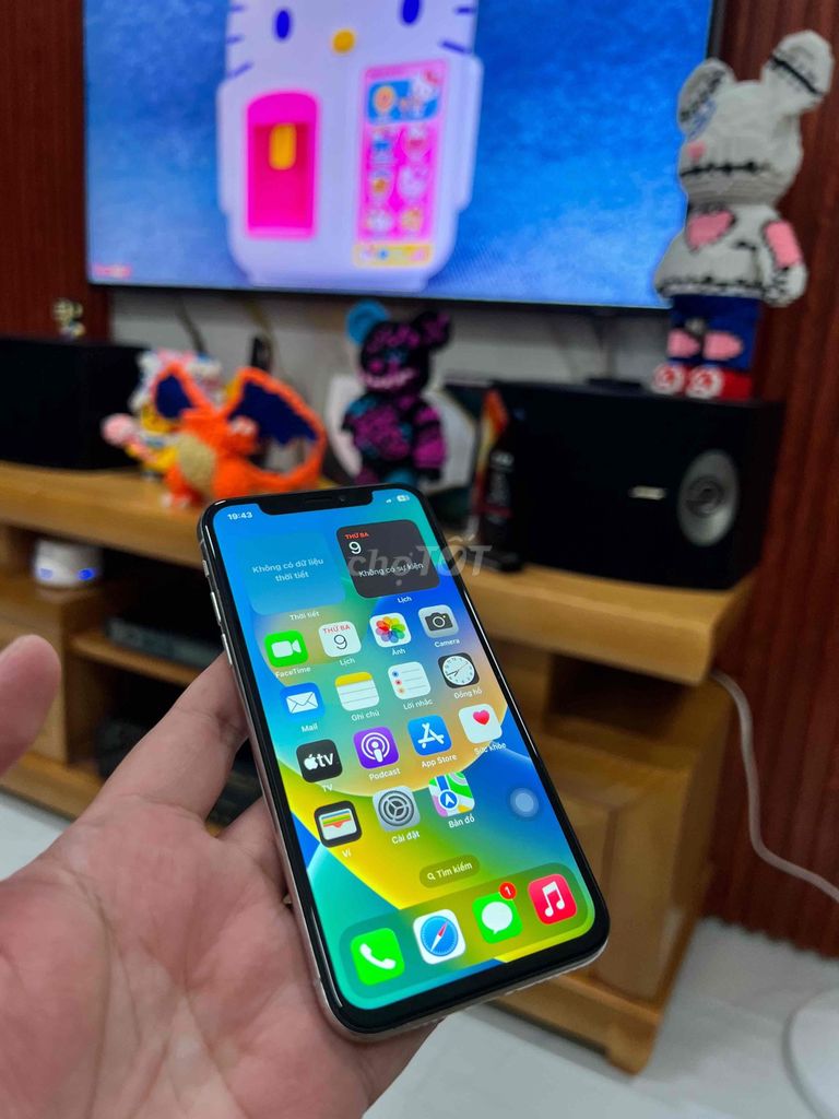 Iphone X và Nokia 4G. Mua bán Điện thoại tại Quận 8 Tp Hồ Chí Minh được đăng bởi Quyên Quyên hình 1