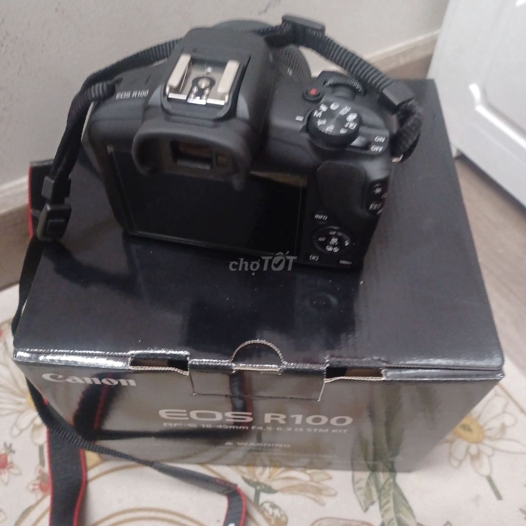 Máy ảnh Canon EOS R100 Đen Đã sử dụng. Mua bán Máy ảnh, Máy quay tại Quận Nam Từ Liêm Hà Nội được đăng bởi Thân Hằng hình 1