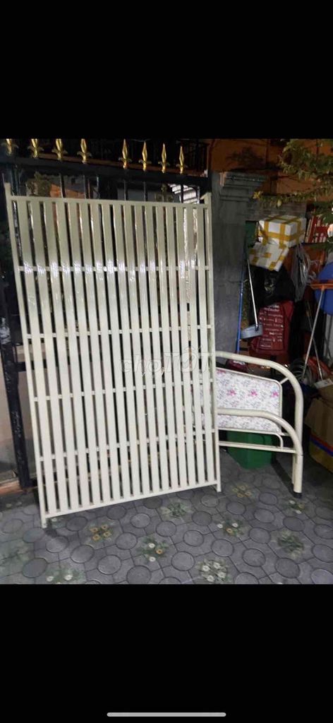 Giường gấp Kim loại Trắng kem 1m x 2m. Mua bán Giường, chăn ga gối nệm tại Thành phố Thủ Đức Tp Hồ Chí Minh được đăng bởi trantran hình 1