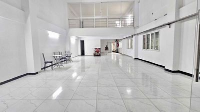 Nhà phố 241 m² · 4 PN · Đường Phạm Thế Hiển