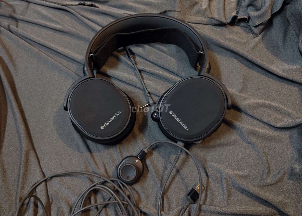 Tai Gaming Đan Mạch Steelseries Arctis 5 đẹp keng. Mua bán Tivi, Âm thanh tại Quận 6 Tp Hồ Chí Minh được đăng bởi CQH hình 1