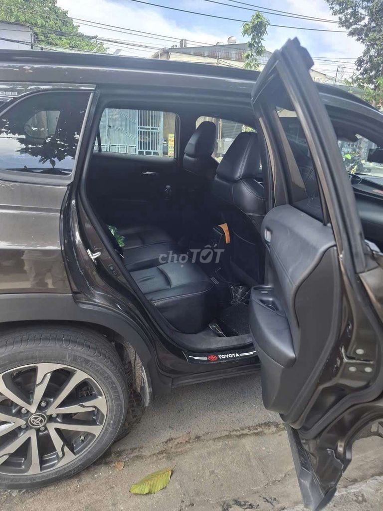 Toyota cross 2022 1.8V - 74 km ( chính chủ). Mua bán Ô tô tại Thành phố Dĩ An Bình Dương được đăng bởi hai hình 8