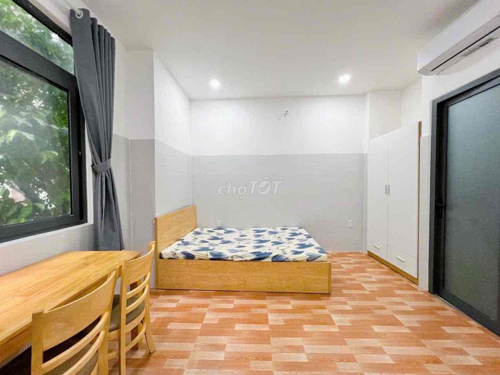 Studio 30m2 - Giá rẻ- Full Nội thất - Hoàng Hoa Thám - Tân Bình