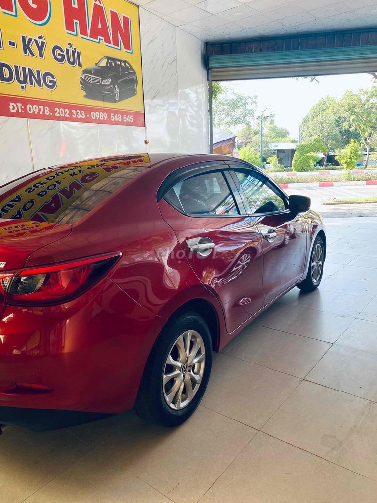 Mazda 2 2019 автомат, красный