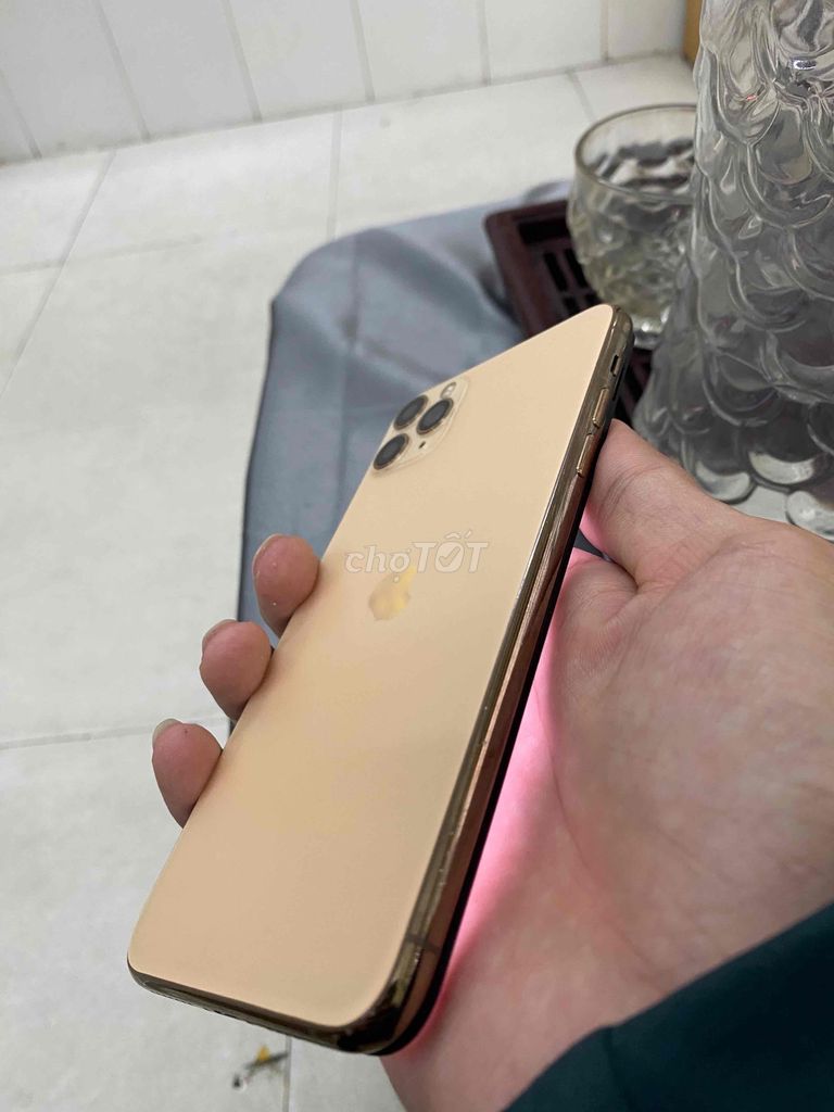 Iphone 11 Pro Max bảng 256 GB Vàng