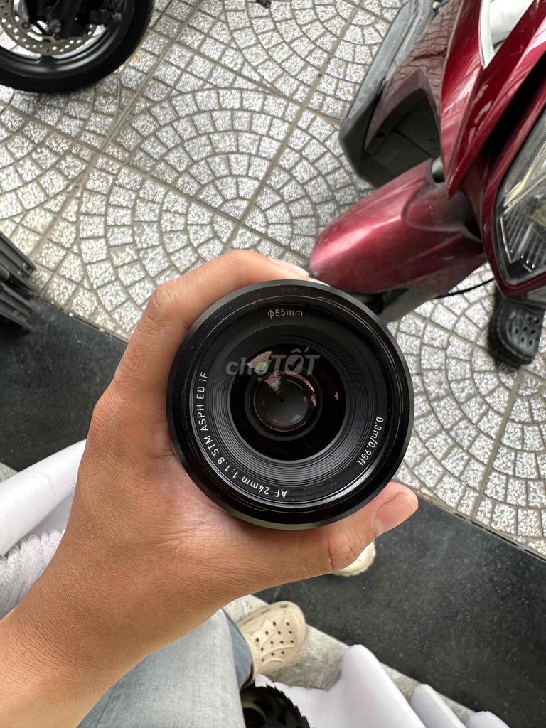Ống kính Viltrox 24mm F1.8 Đen. Mua bán Máy ảnh, Máy quay tại Quận Ninh Kiều Cần Thơ được đăng bởi Kiệt Nguyễn hình 1