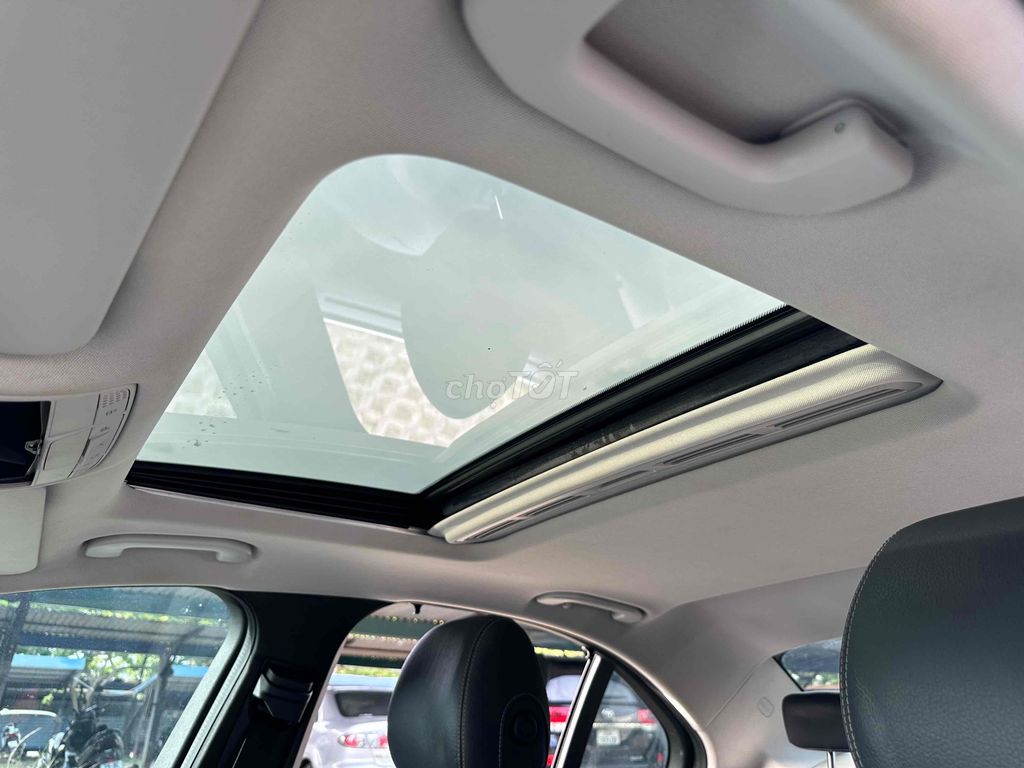 Mercedes Benz C Class 2016 C250 Exclusive - 91000. Mua bán Ô tô tại Quận Cầu Giấy Hà Nội được đăng bởi Vũ Kiên hình 20