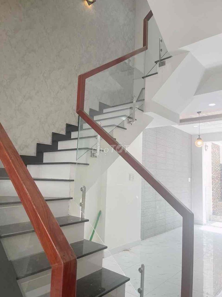 6T Nhỉnh Hoà Bình Tân Phú 57m2, 3 lầu 4PN