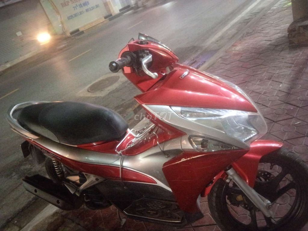 Cần bán xe ga Honda Airblade đẹp giá rẻ. Mua bán Xe máy tại Huyện Thuỷ Nguyên Hải Phòng được đăng bởi Bui khac dung  hình 3