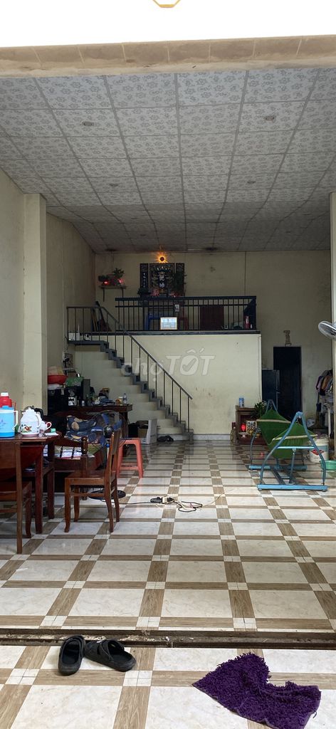 Bán nhà chính chủ - vị trí đẹp - giá tốt