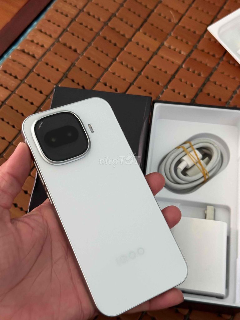 e đang cần bán Vivo iQOO Z11 Turbo 12/256GB fullbo. Mua bán Điện thoại tại Thành phố Thủ Dầu Một Bình Dương được đăng bởi Hoàng hải hình 1