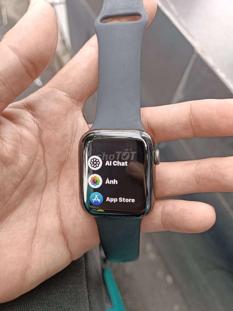 APW seri 6 44mm bản thép