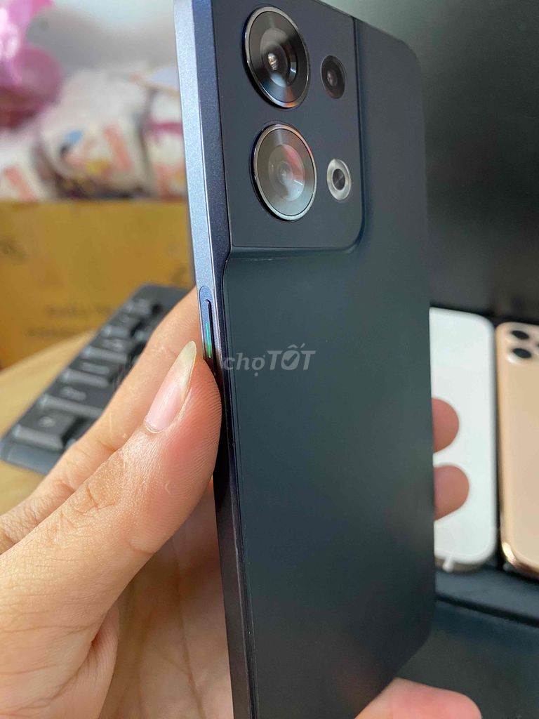 Oppo Reno8 Đen 5G 256GB, nguyên zin đẹp 99. Mua bán Điện thoại tại Huyện Đức Hòa Long An được đăng bởi Minh Ngọc hình 2