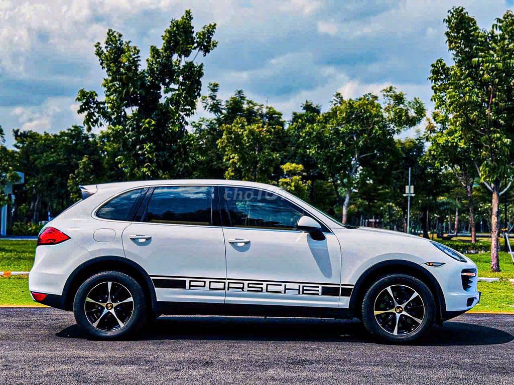 Siêu phẩm Porsche Cayenne Model 2014. Mua bán Ô tô tại Quận 7 Tp Hồ Chí Minh được đăng bởi JENNIE hình 4