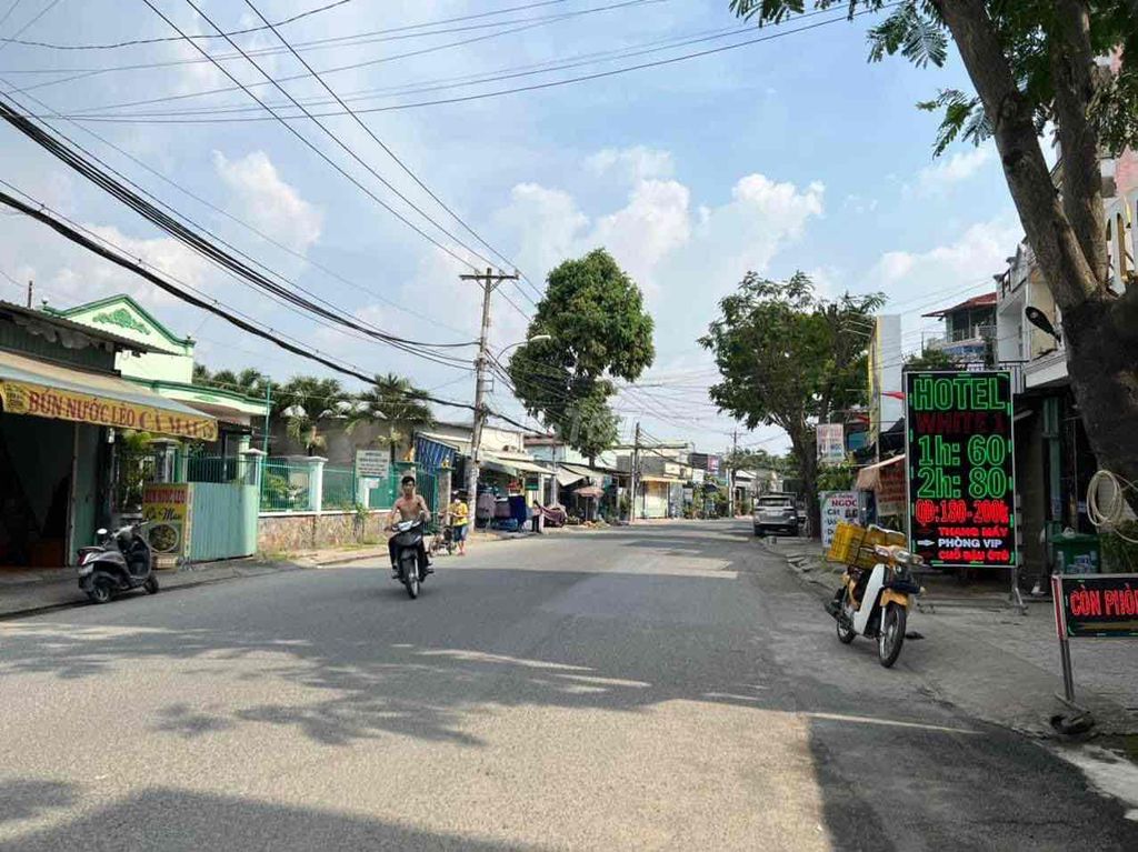 mặt bằng kinh doanh nguyên căn , mặt tiền đường trần thị cờ , quận 12