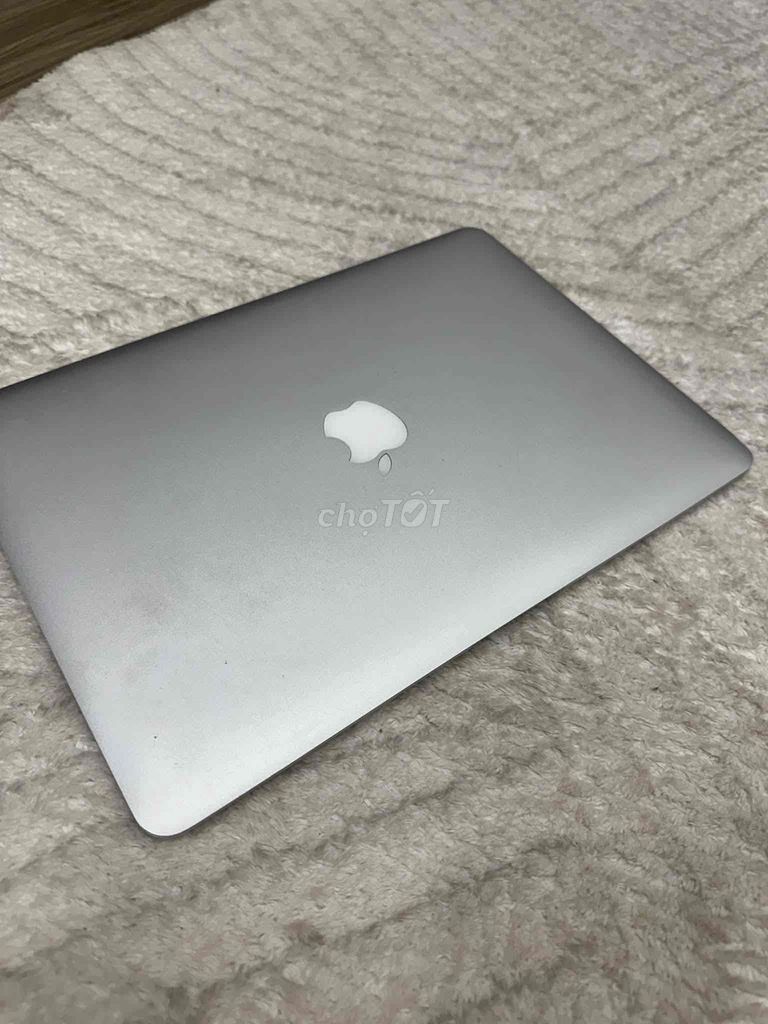 Apple MacBook Air 2017 i5 8GB/128GB. Mua bán Laptop tại Quận Cầu Giấy Hà Nội được đăng bởi Hải Nam hình 1