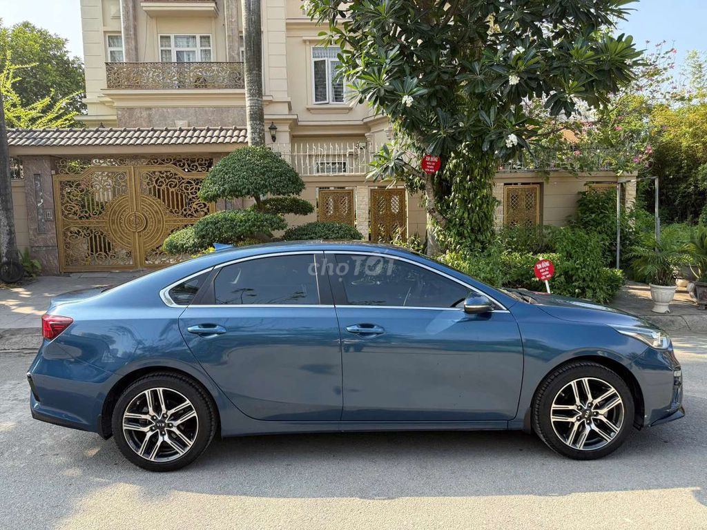 CERATO 1.6 AT LUXURY - 50.000KM. Mua bán Ô tô tại Huyện Nhà Bè Tp Hồ Chí Minh được đăng bởi Nguyễn Quốc Huy hình 3