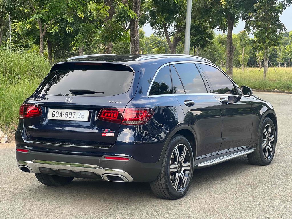 Mercedes Benz GLC 2021 200 4MATIC - 30000 km. Mua bán Ô tô tại Thành phố Dĩ An Bình Dương được đăng bởi Dương hình 4