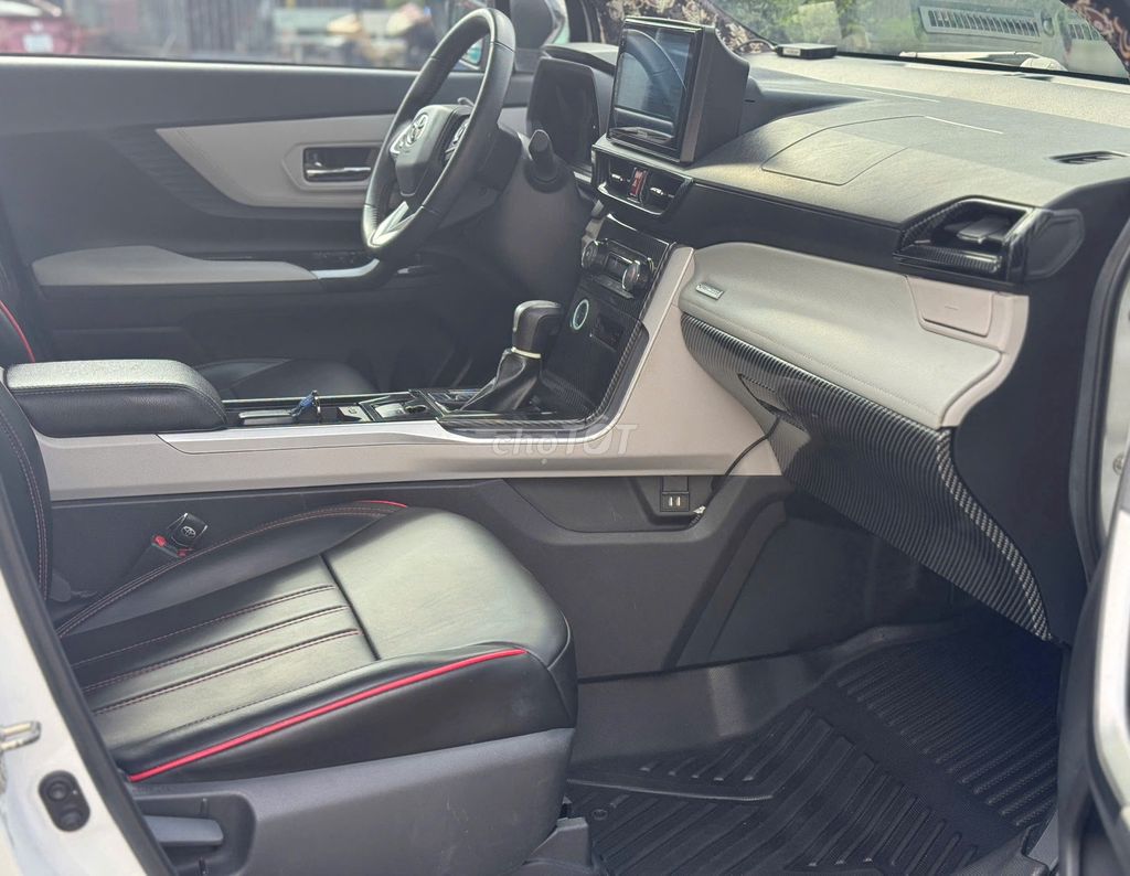 Toyota Veloz Cross Top 2023 Trắng. Mua bán Ô tô tại Thành phố Thủ Dầu Một Bình Dương được đăng bởi Oto An Suong hình 13