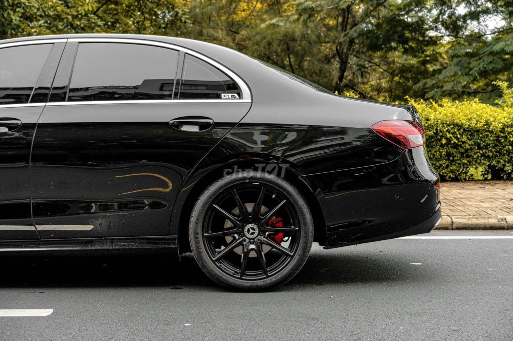 E300 AMG sx 2021 zin đẹp giá cực tốt. Mua bán Ô tô tại Quận 7 Tp Hồ Chí Minh được đăng bởi tuấn anh hình 9